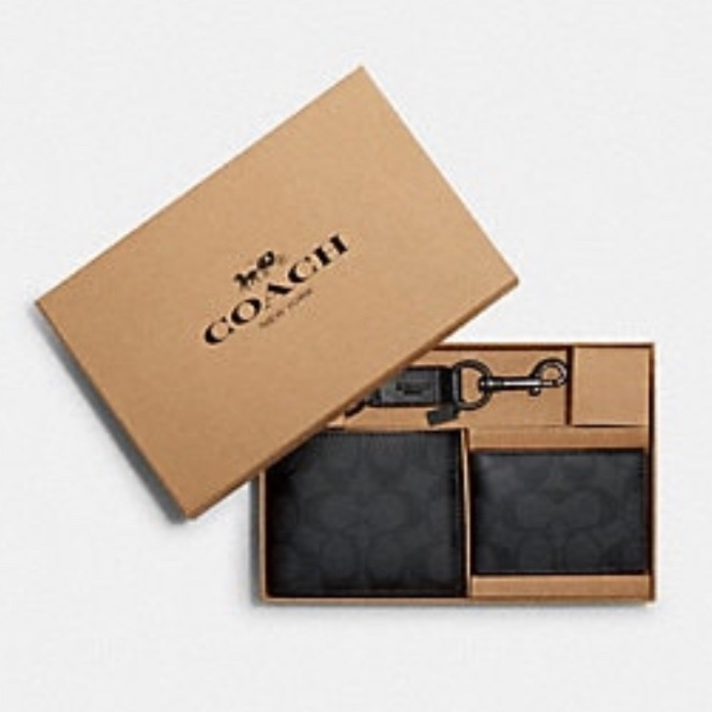 Coach Boxed 3 In 1 Wallet Gift Set In Signature Canvas